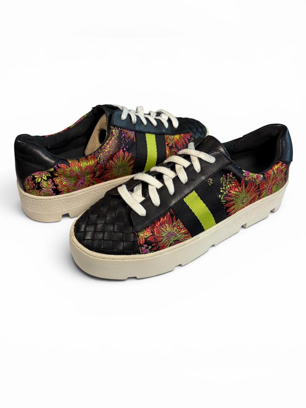 JOHNNY WAS Downtown Jacquard Sneakers in Black & Vibrant Floral, 9M